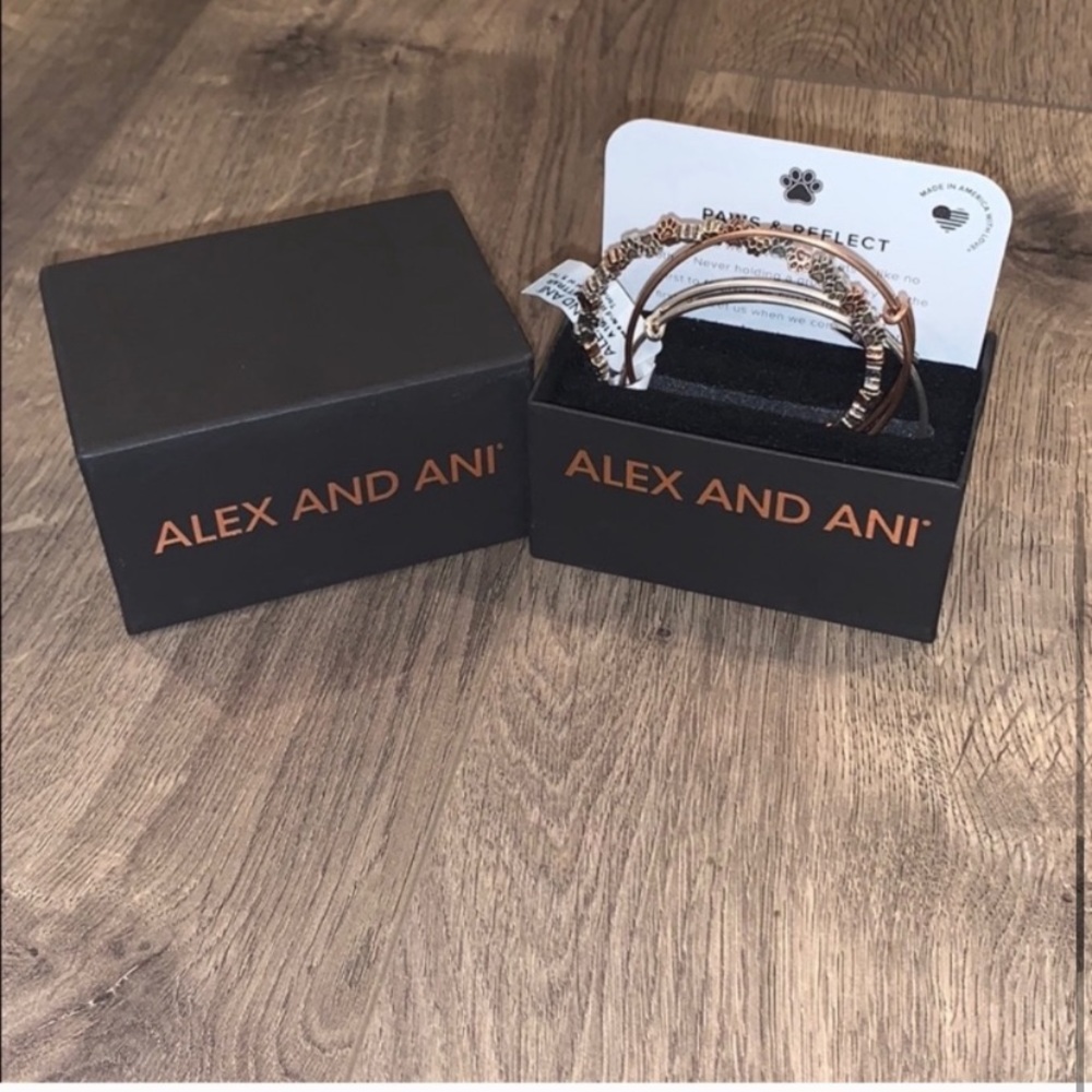 ❌SOLD❌🚨Brand NEW🚨‼️ Alex&Ani Paws&Reflect - Picture 6 of 6